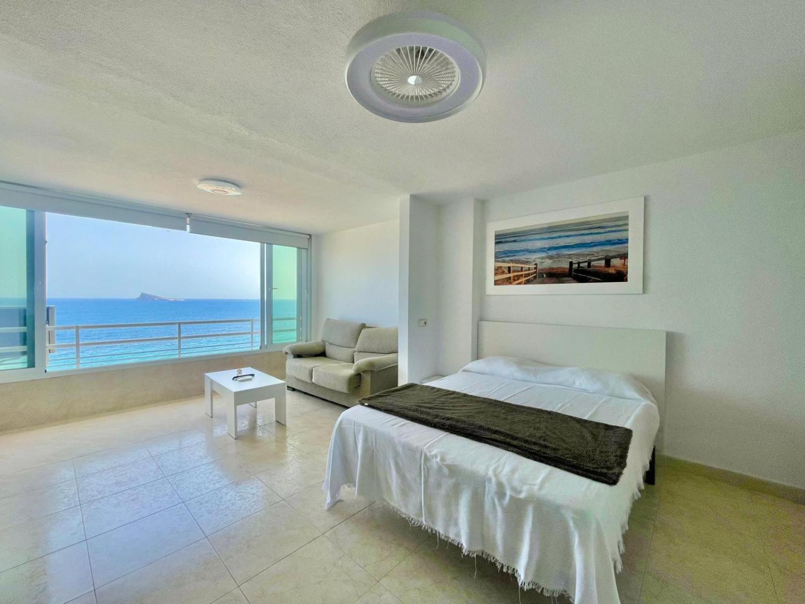 Torre Coblanca Studio Seafront Levante Appartement